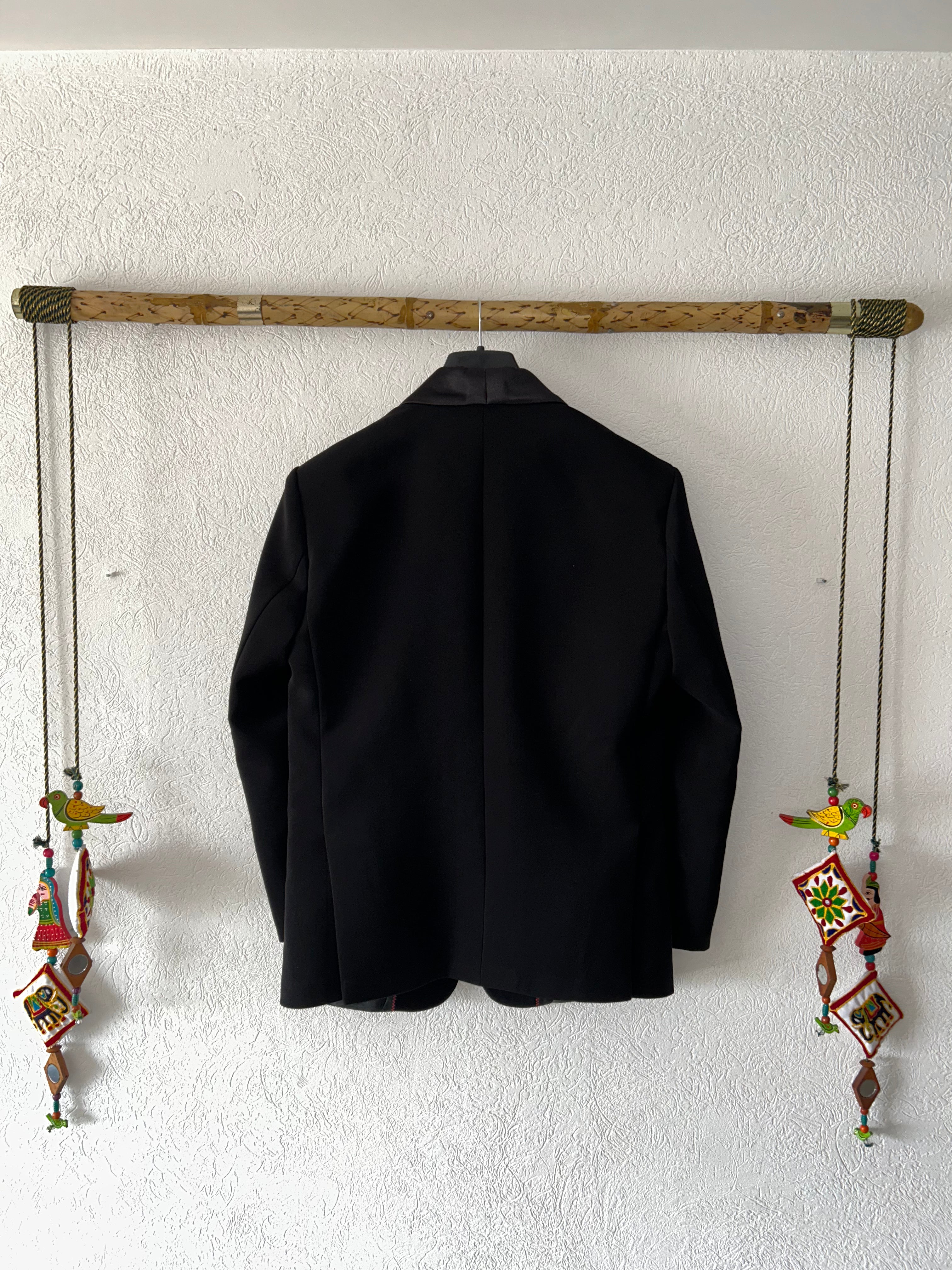 Elegant Premium A Black Blazer