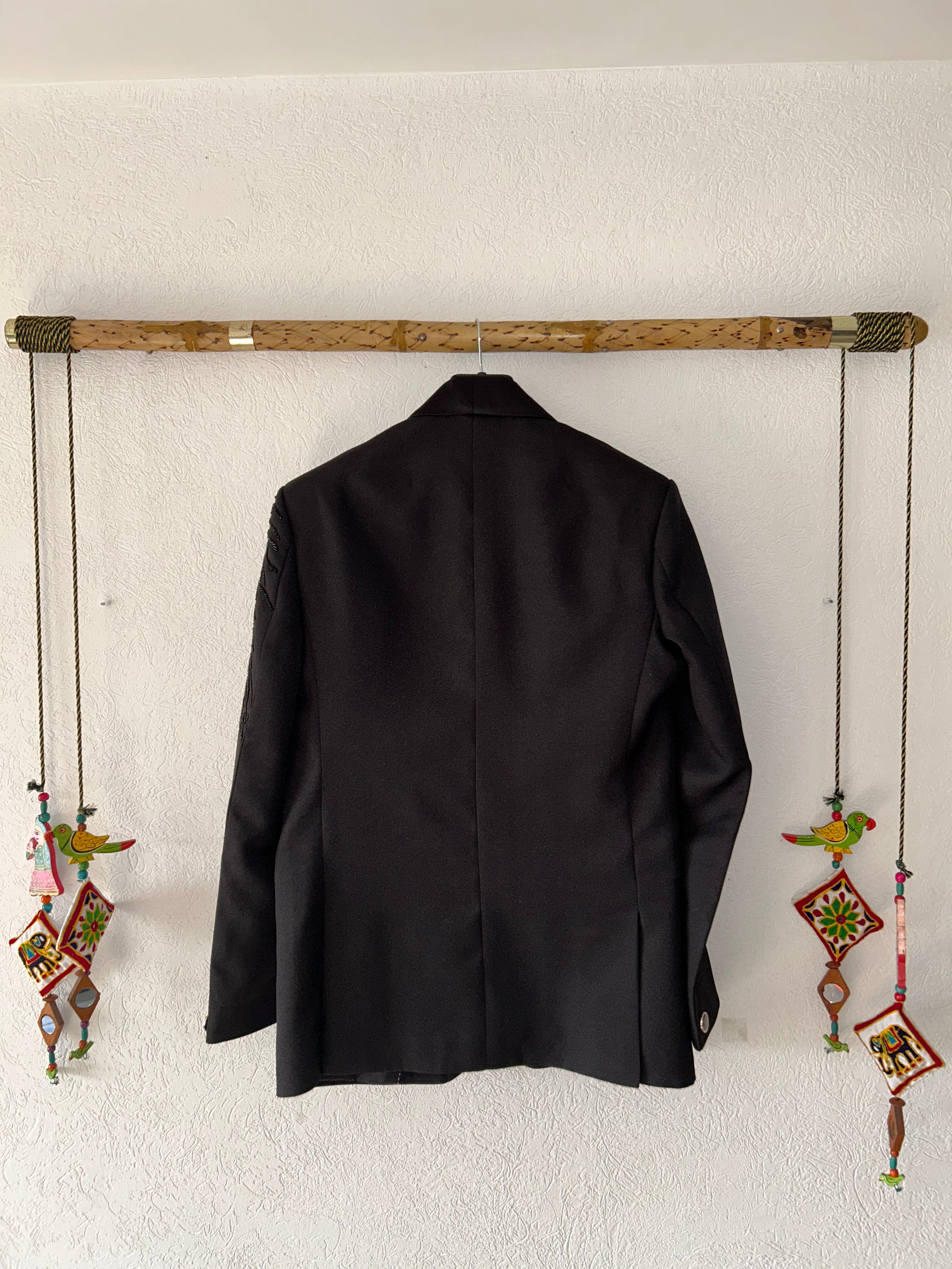 Le Eagle Heritage – Hand Embroidered Blazer